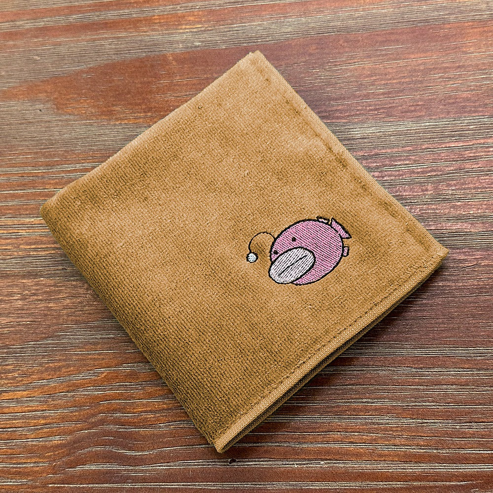ガールズ&パンツァー 最終章 あんこうチーム 刺繍ハンドタオル LIGHT BROWN 【02/04頃入荷】
