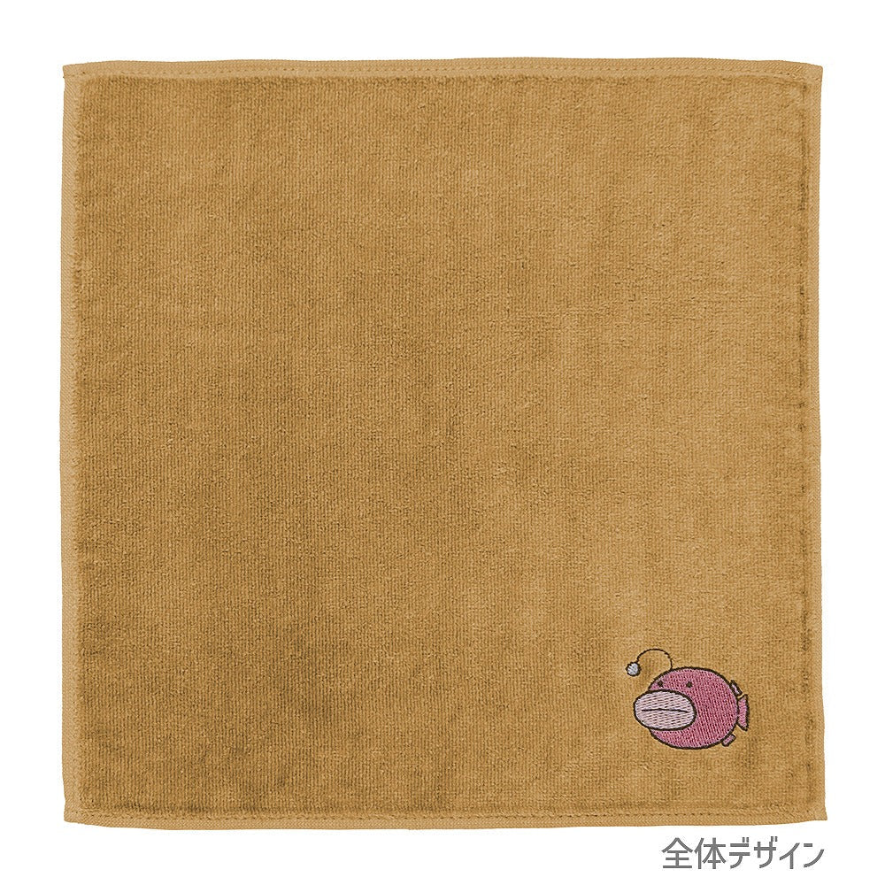 ガールズ&パンツァー 最終章 あんこうチーム 刺繍ハンドタオル LIGHT BROWN 【02/04頃入荷】