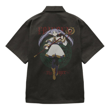葬送のフリーレン フリーレン 刺繍ワークシャツ SAND KHAKI XL 【02/04頃入荷】
