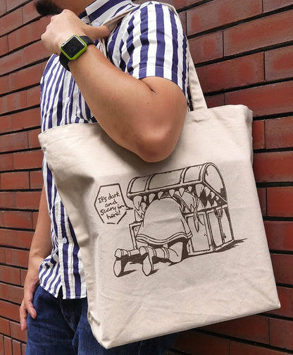 葬送のフリーレン ミミックに食べられるフリーレン ラージトート 【02/04頃入荷】
