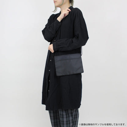 メイドインアビス 烈日の黄金郷 ナナチのサイン入り・探窟家用 テントクロスサコッシュ BLACK  【04/04頃入荷】